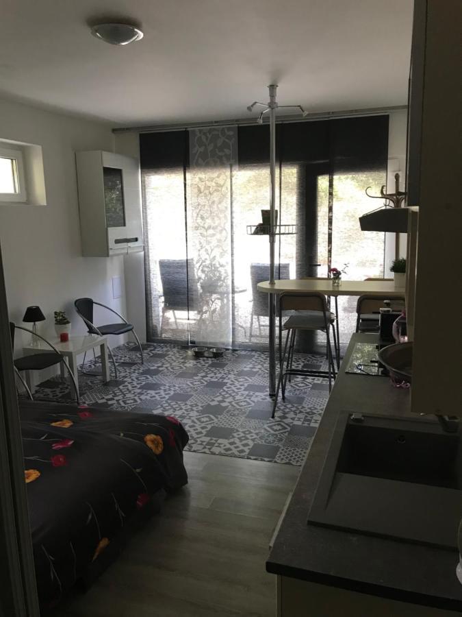 Ivi Apartment Svätý Jur Екстериор снимка