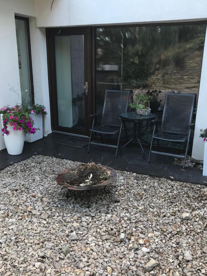 Ivi Apartment Svätý Jur Екстериор снимка